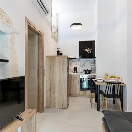 Erotokritos Luxury *