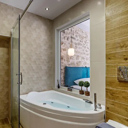 דירה Erotokritos Luxury העיירה רתימנו