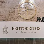 Erotokritos Luxury Apartment