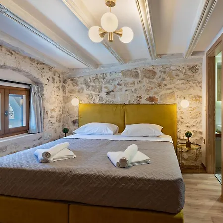 Erotokritos Luxury