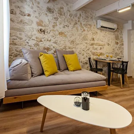 Apartment Erotokritos Luxury