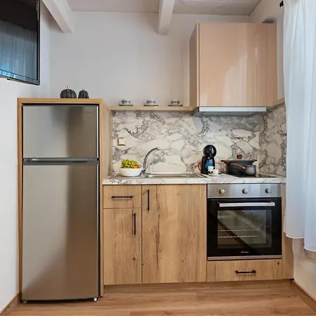 Erotokritos Luxury Apartment