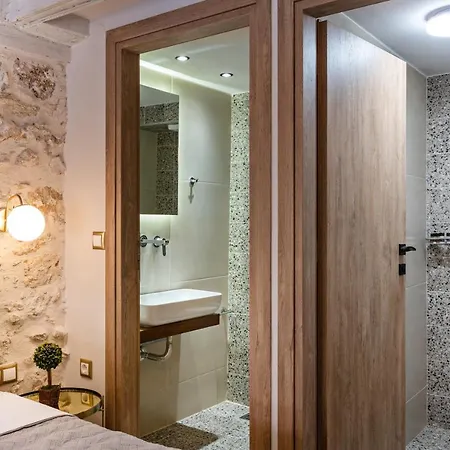 Apartment Erotokritos Luxury