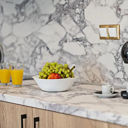 Erotokritos Luxury Apartment *