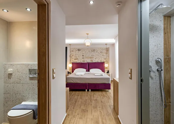 Erotokritos Luxury Apartment