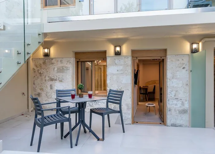 Erotokritos Luxury *