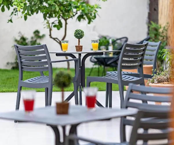 Erotokritos Luxury Apartment