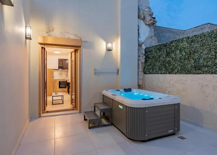 Apartment Erotokritos Luxury